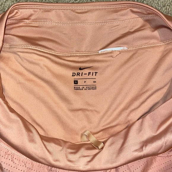 Nike Nude/Pink Running Shorts - Picture 4 of 4